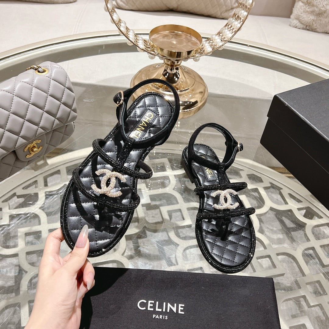 CC 25C Thong Sandal Black Sheepskin 213339