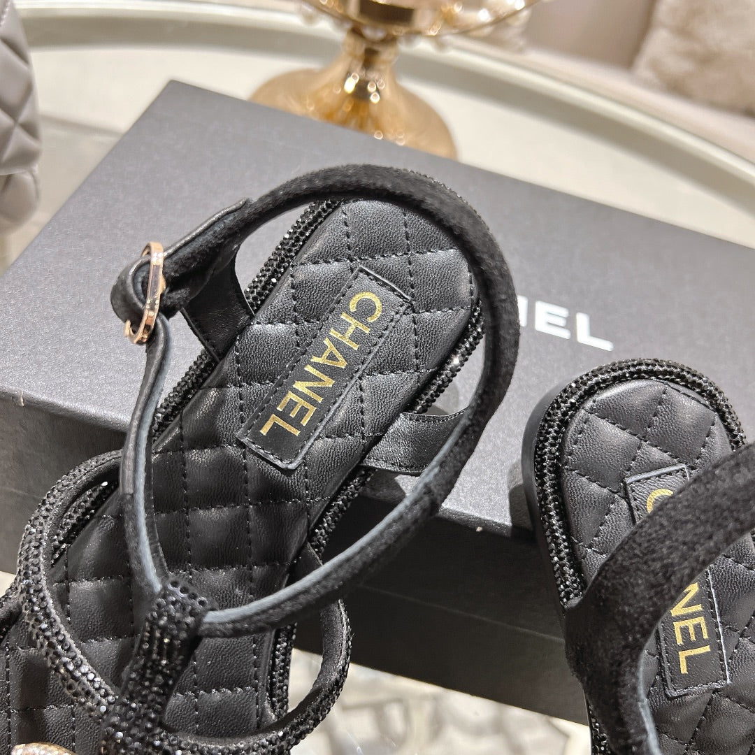 CC 25C Thong Sandal Black Sheepskin 213339