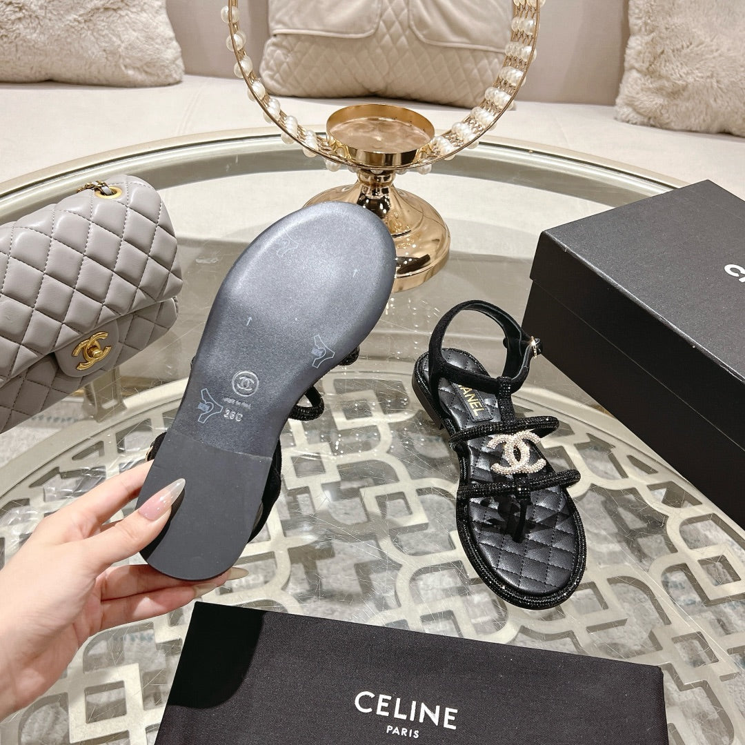 CC 25C Thong Sandal Black Sheepskin 213339