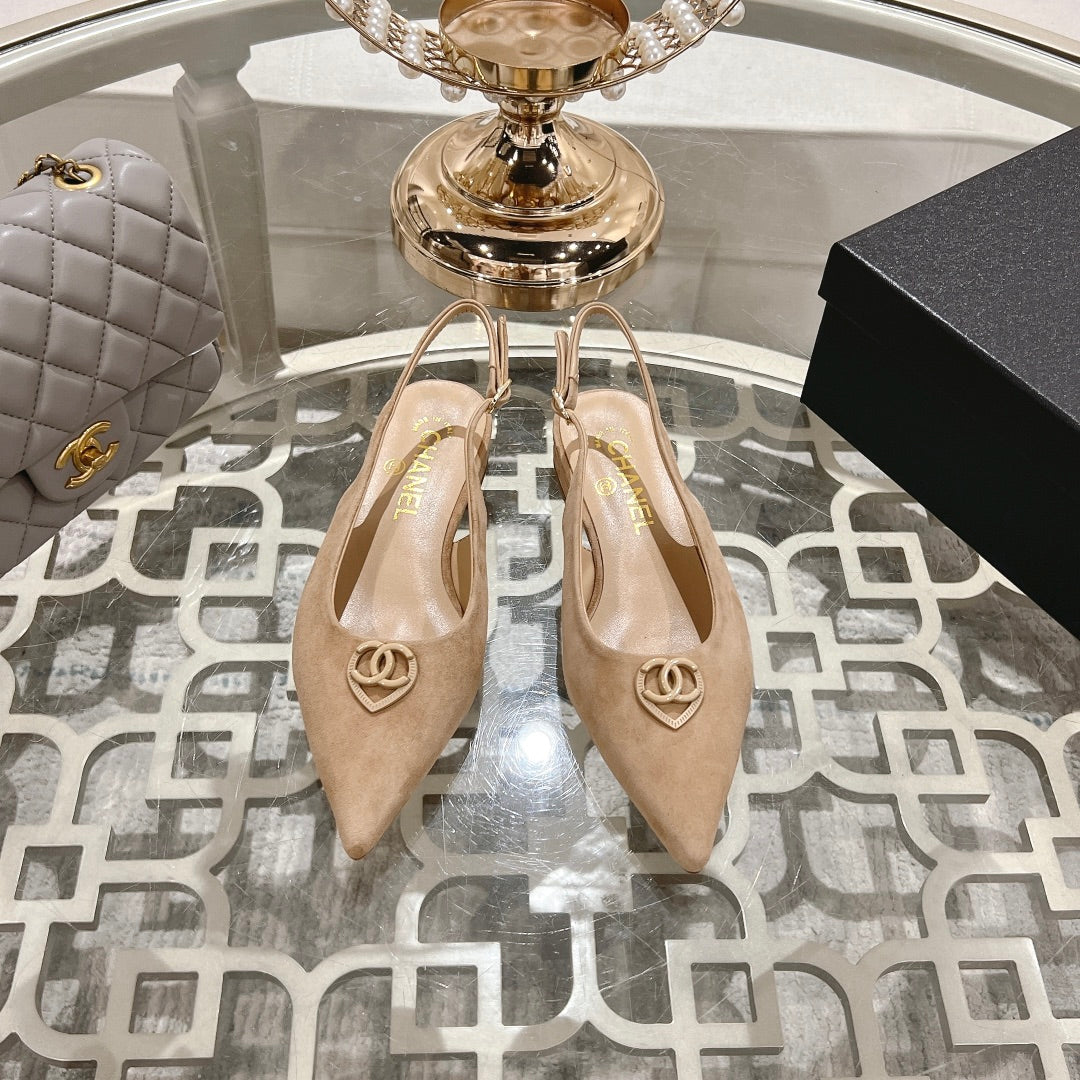 CC 25C Slingback Flats Cream Suede 213331