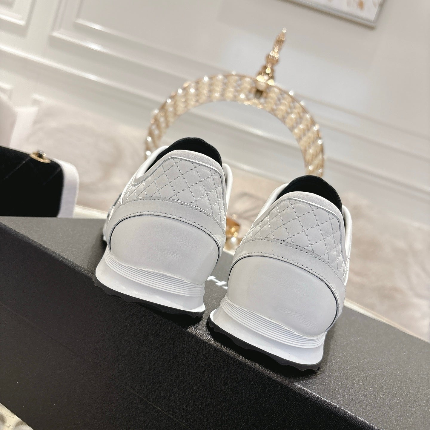 CC 25C Traines White Calfskin & Suede 213314