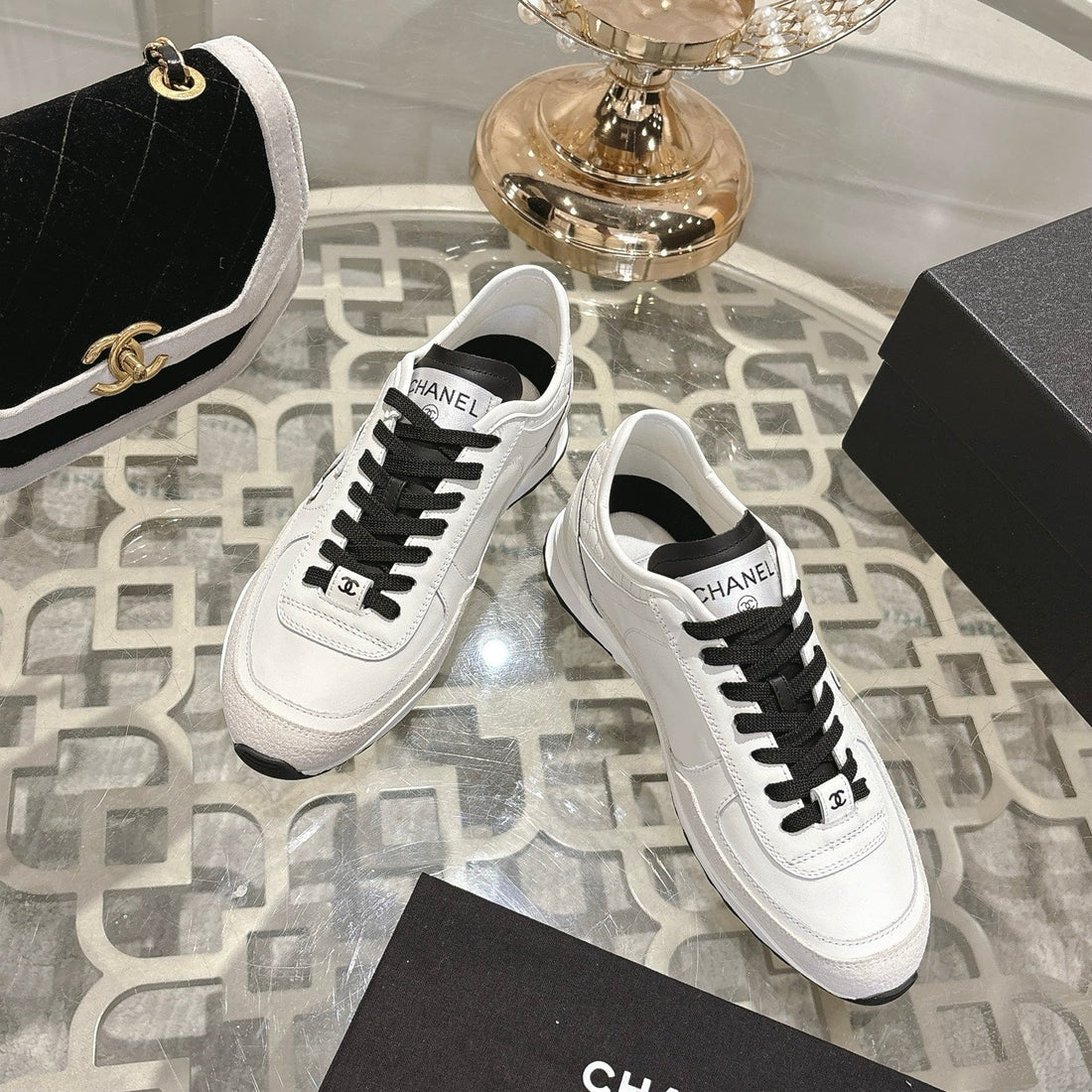 CC 25C Traines White Calfskin & Suede 213314