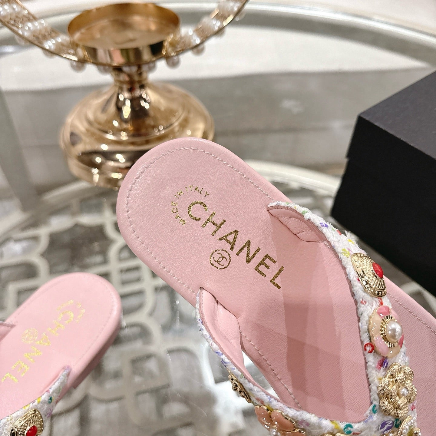 CC 25 Thong Sandal Sheepskin 268971