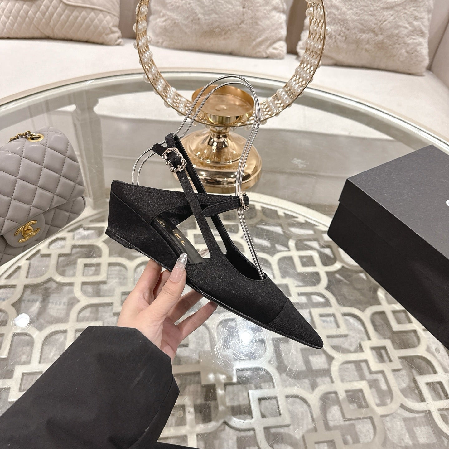 CC 25 Slingback heel Black Silk and Sheepskin 268921