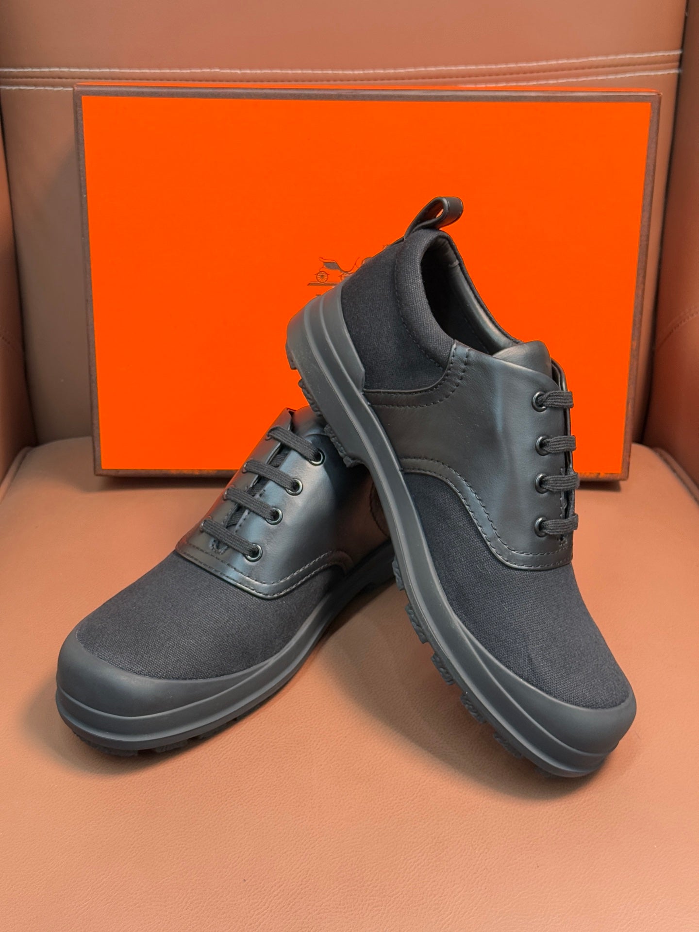 HM Men's Kool Oxford Sneaker Black Calfskin 653621