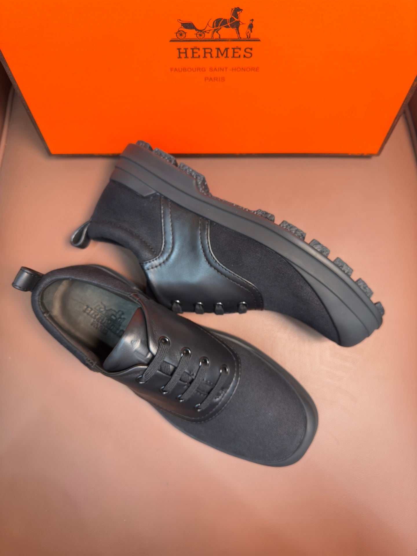 HM Men's Kool Oxford Sneaker Black Calfskin 653621