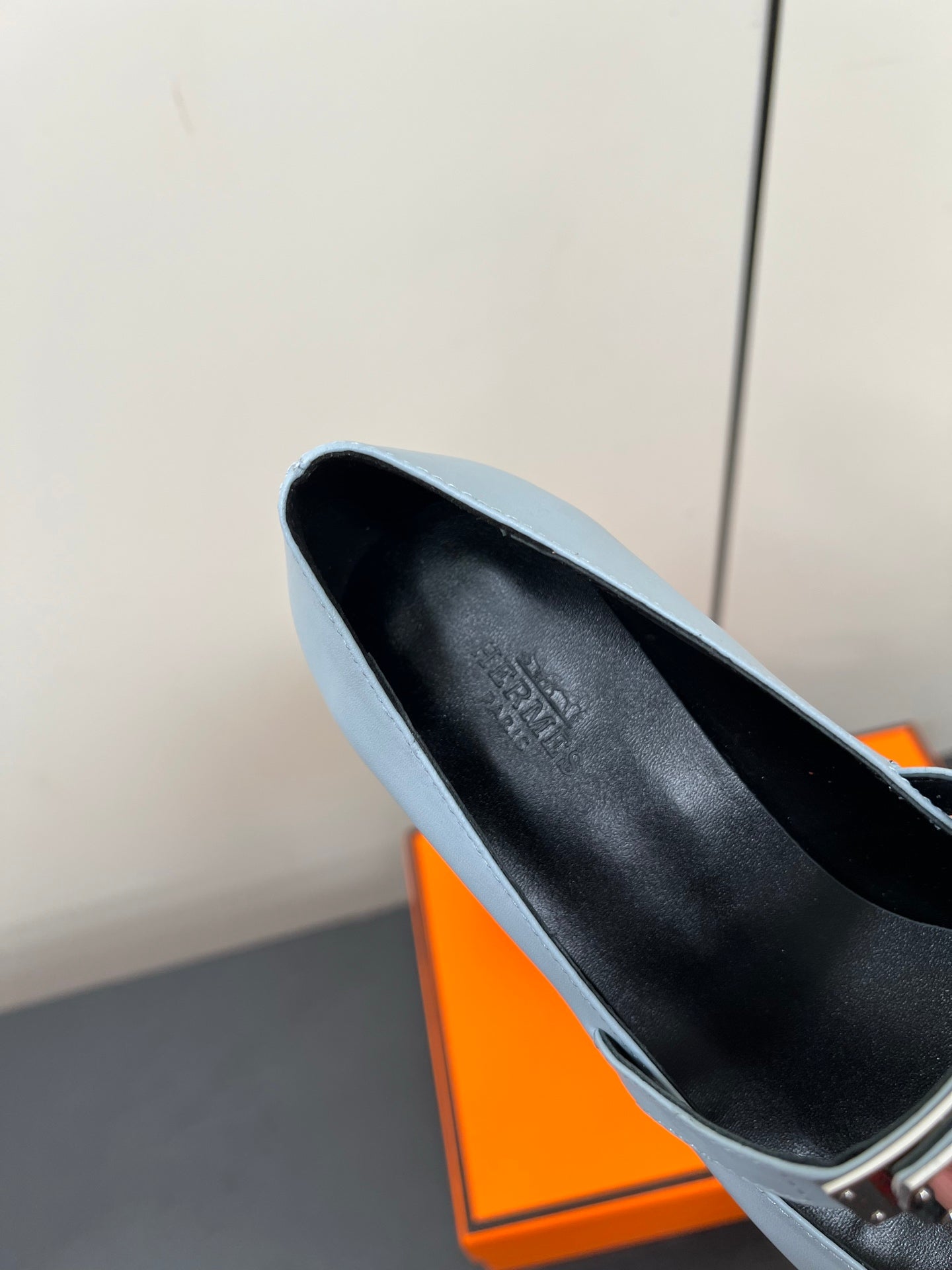 HM 25C Kiara 40 Pump Baby Blue Calfskin 210278