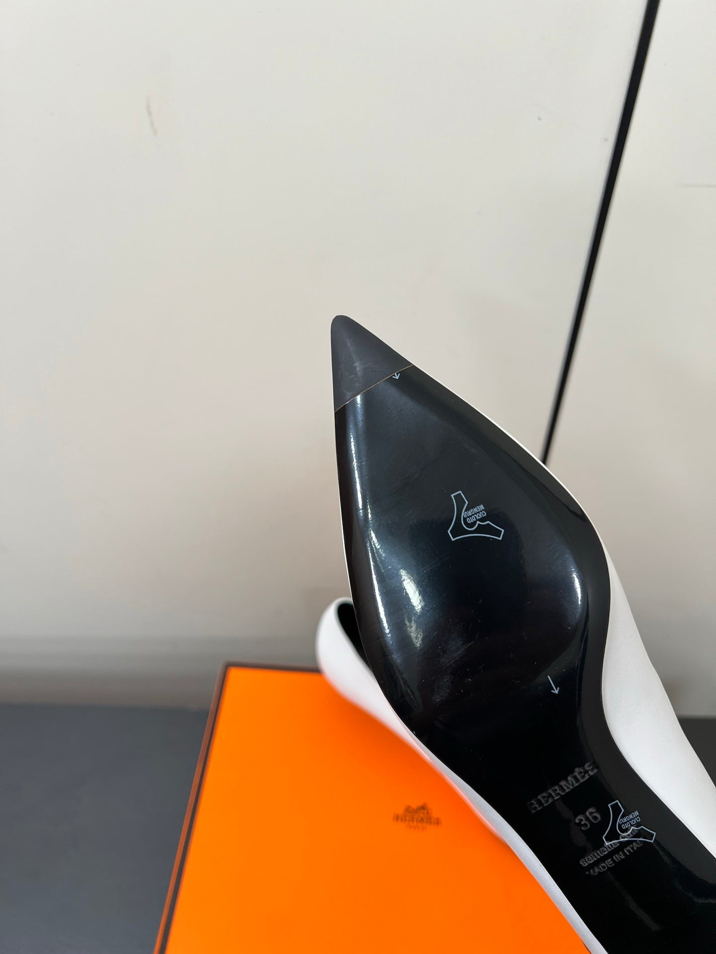 HM 25C Kiara 40 Pump White Calfskin 210282