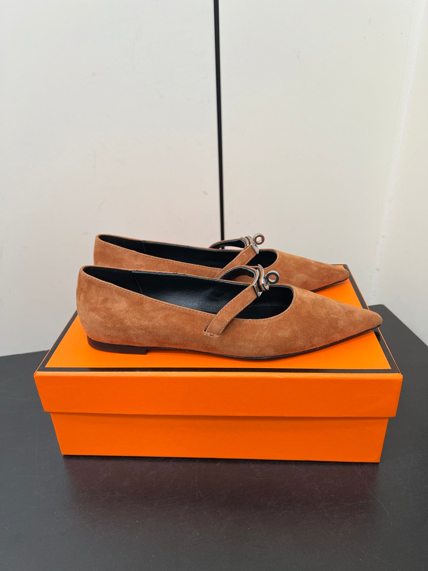 HM 25C Kelly Ballet Flat Cider Orange Suede 210288