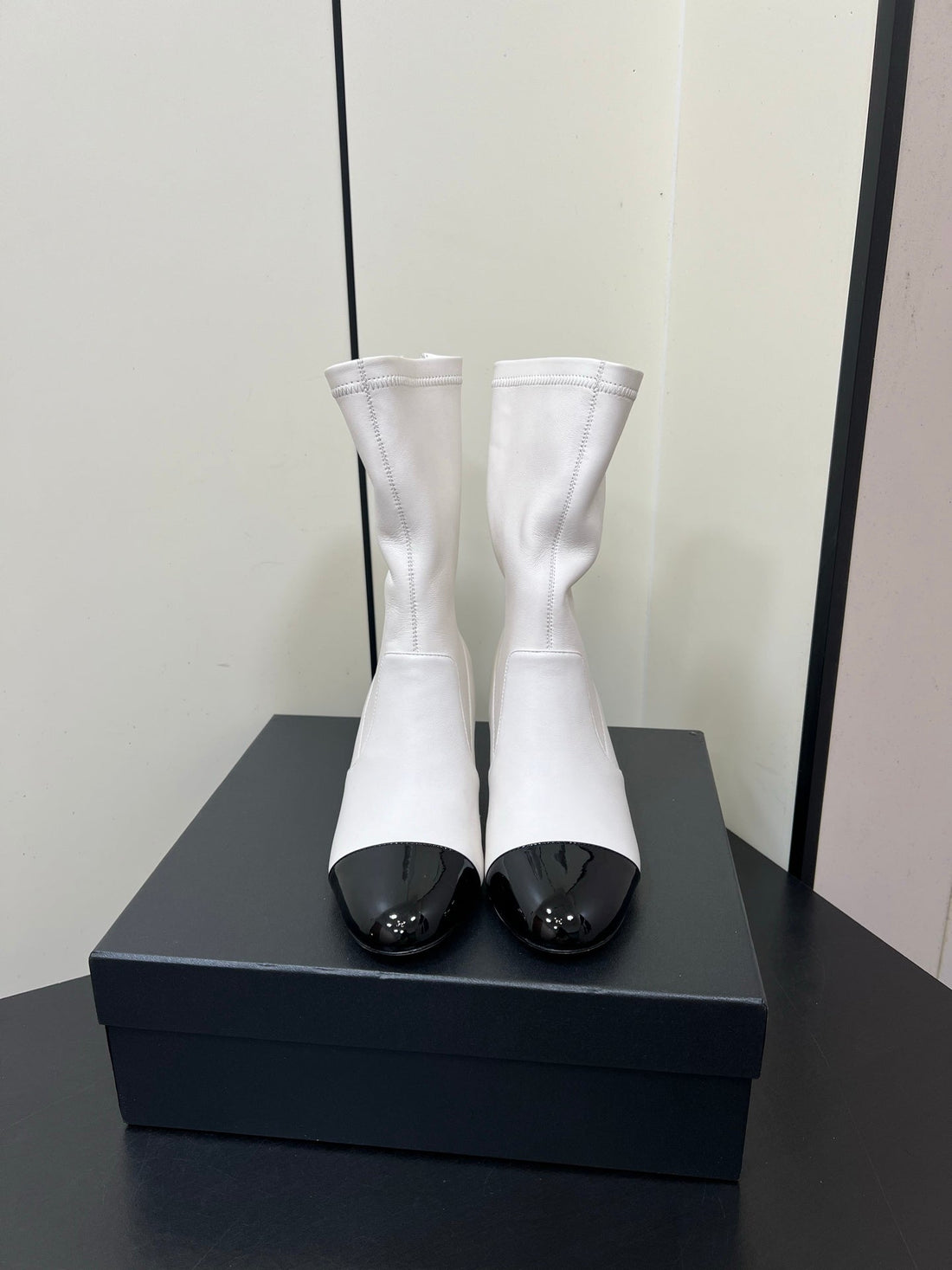 Chanel Double C Giant Pearl Heel Stretch Boots White Sheepskin 441706