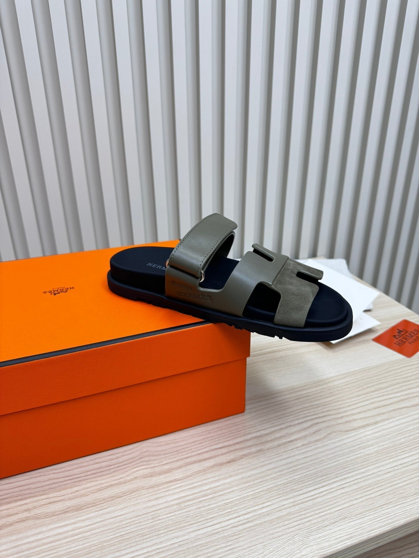 HM Chypre Sandal In Grey Green Cowhide And Suede  968868