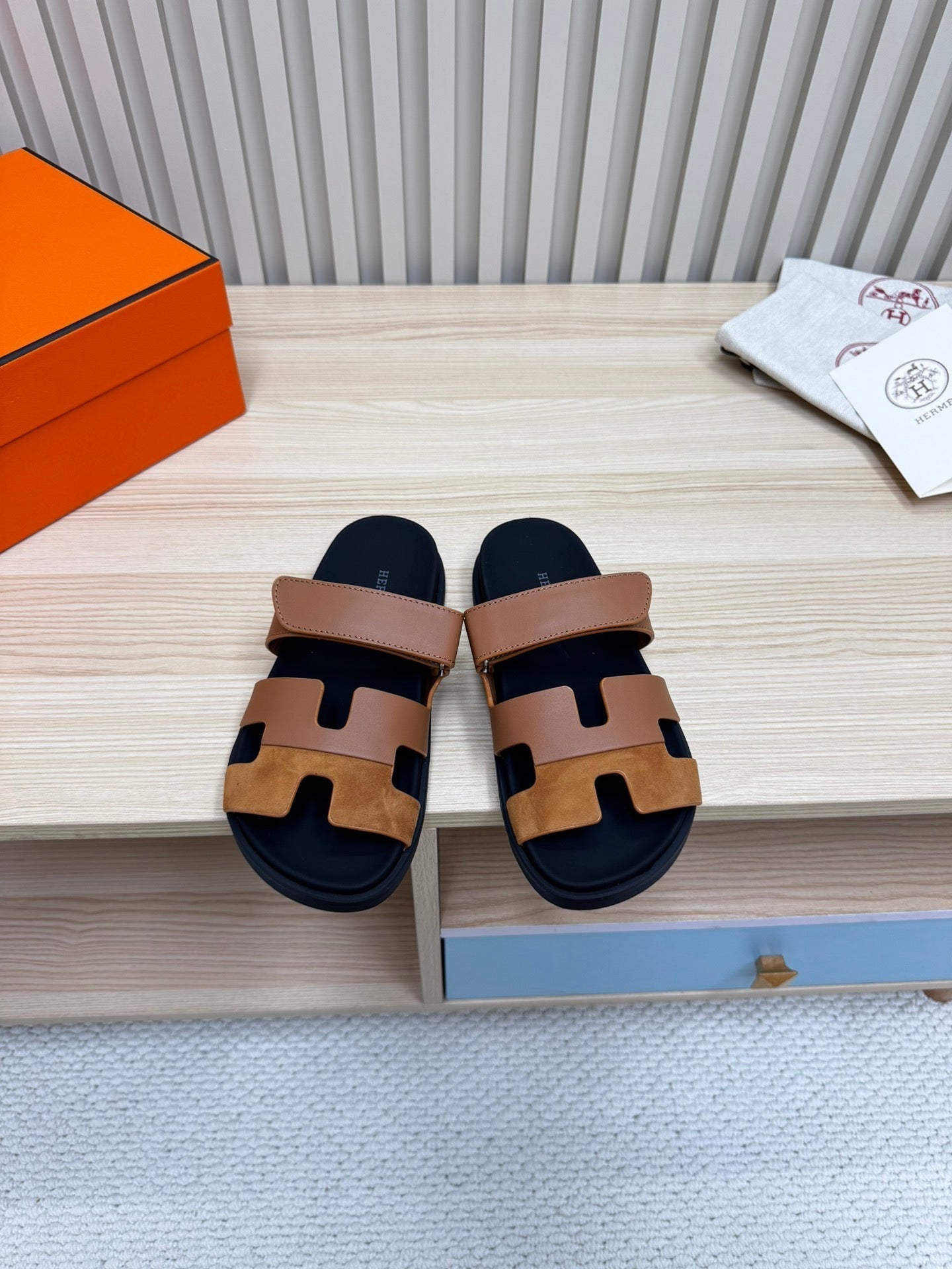 HM Chypre Sandal In Brown Mix Black Cowhide And Suede 968870