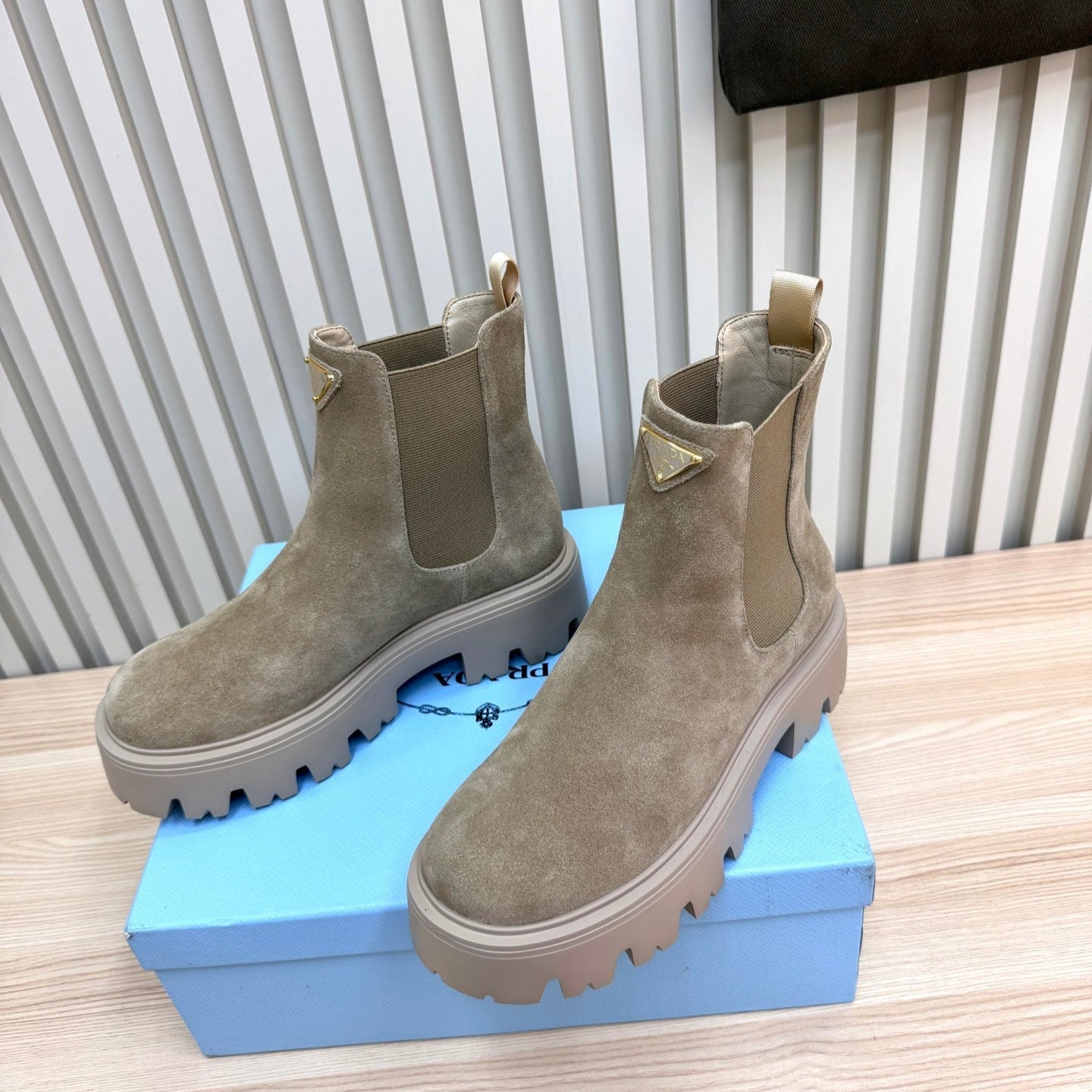 PRA ankle boots light taupe beige suede 443664