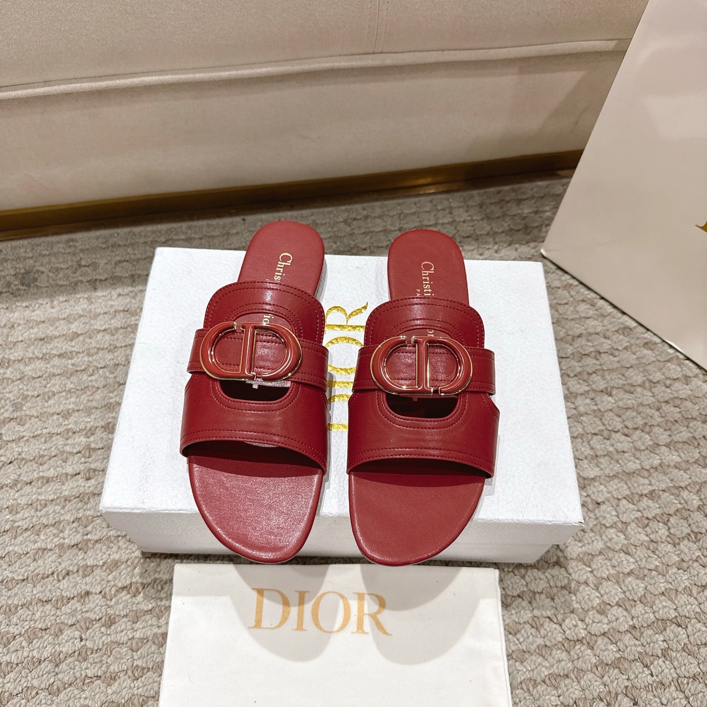 CD 25 letter hollow flat sandals red calfskin 396104