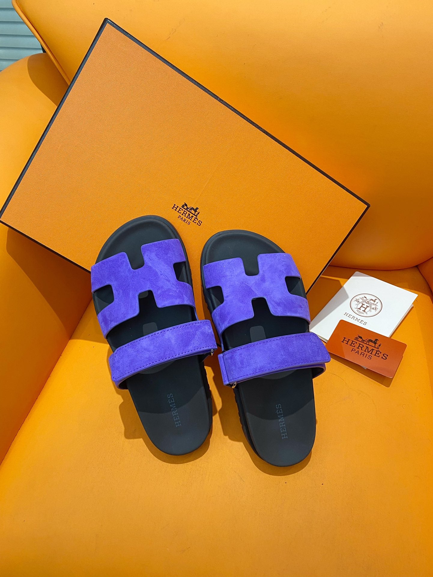 chypre sandal purple suede black calfskin