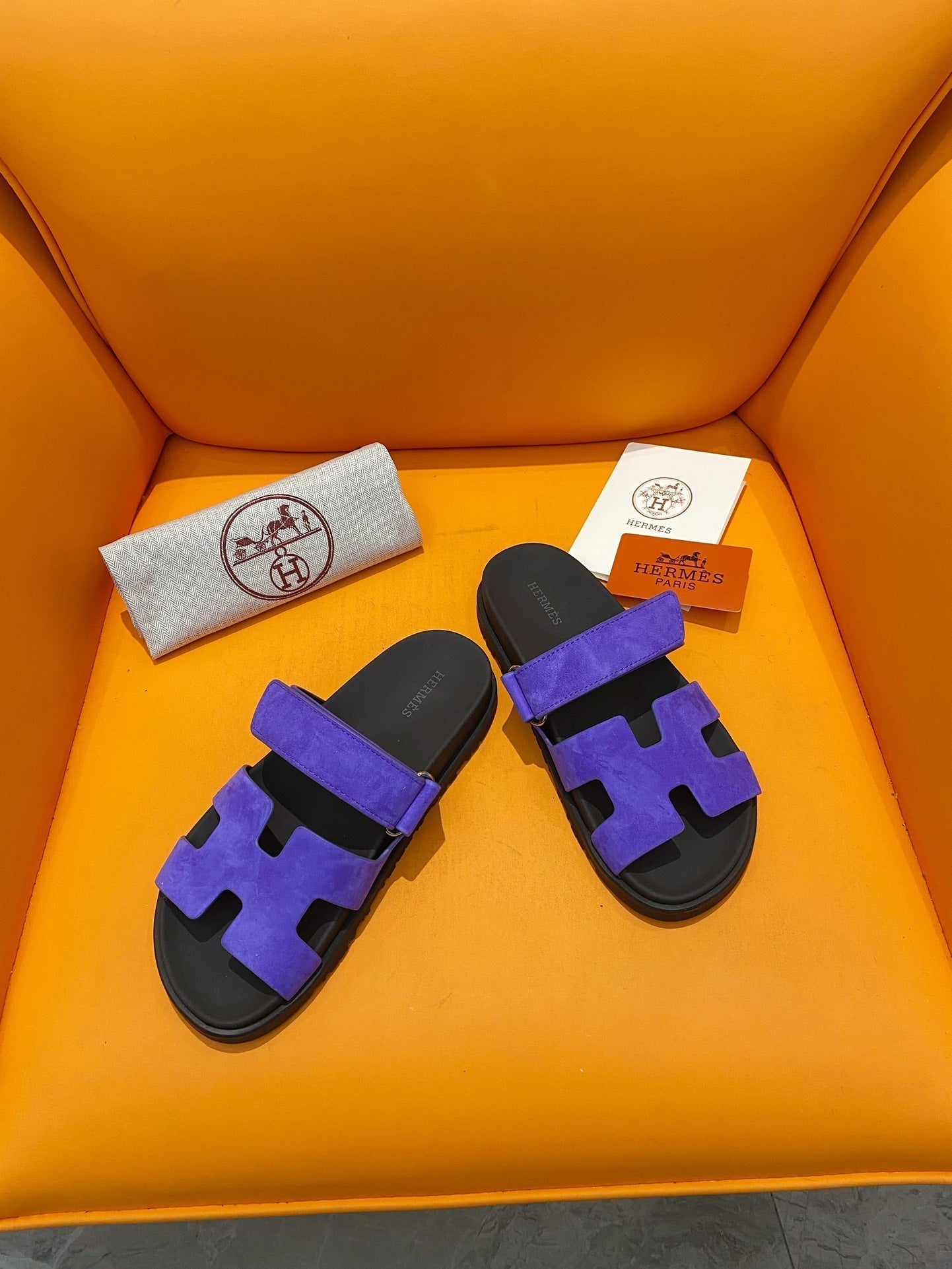 chypre sandal purple suede black calfskin