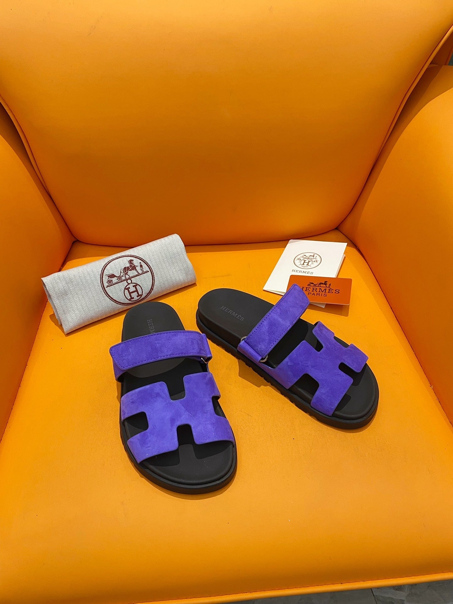 chypre sandal purple suede black calfskin