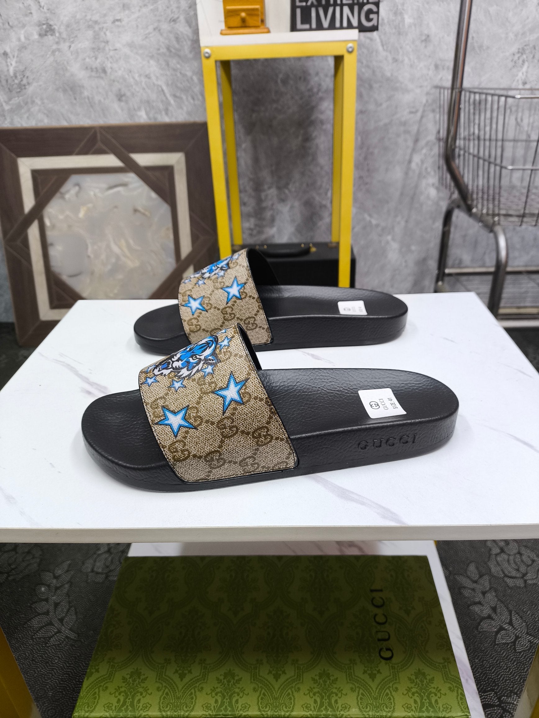 GG Men's Slide Light Brown Sheepskin 535382