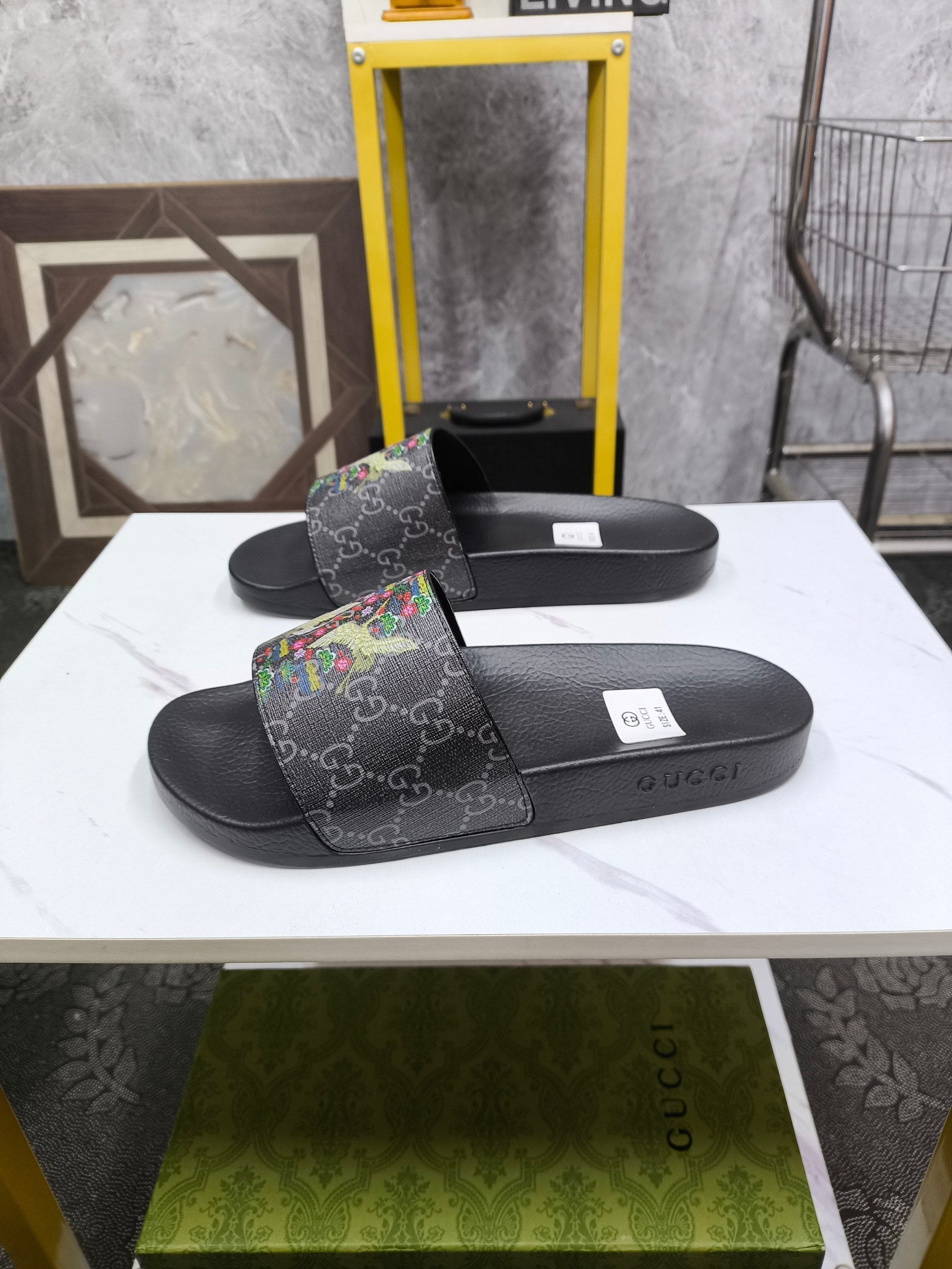 GG Men's Slide Black Sheepskin 535395