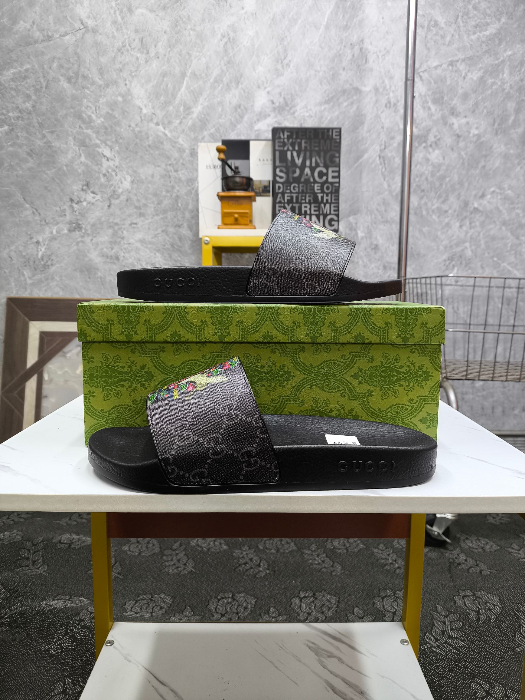 GG Men's Slide Black Sheepskin 535395