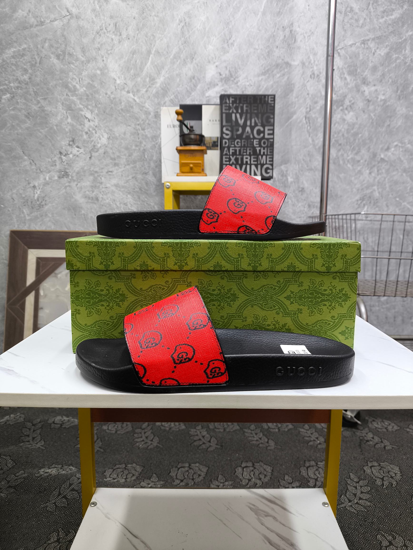 GG Men's Slide Red Sheepskin 535408