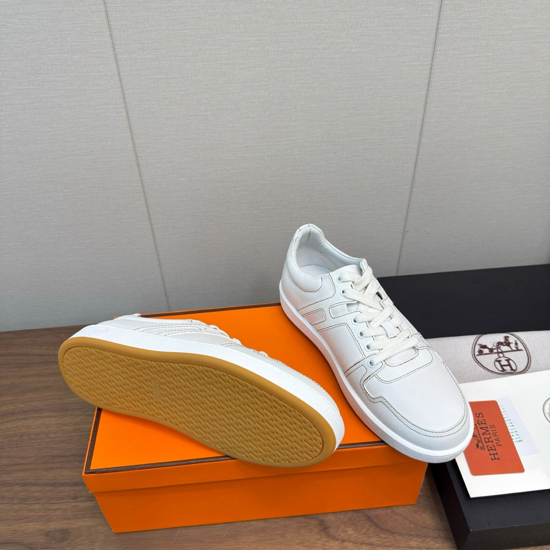 HM Join Sneaker White Calfskin 213519