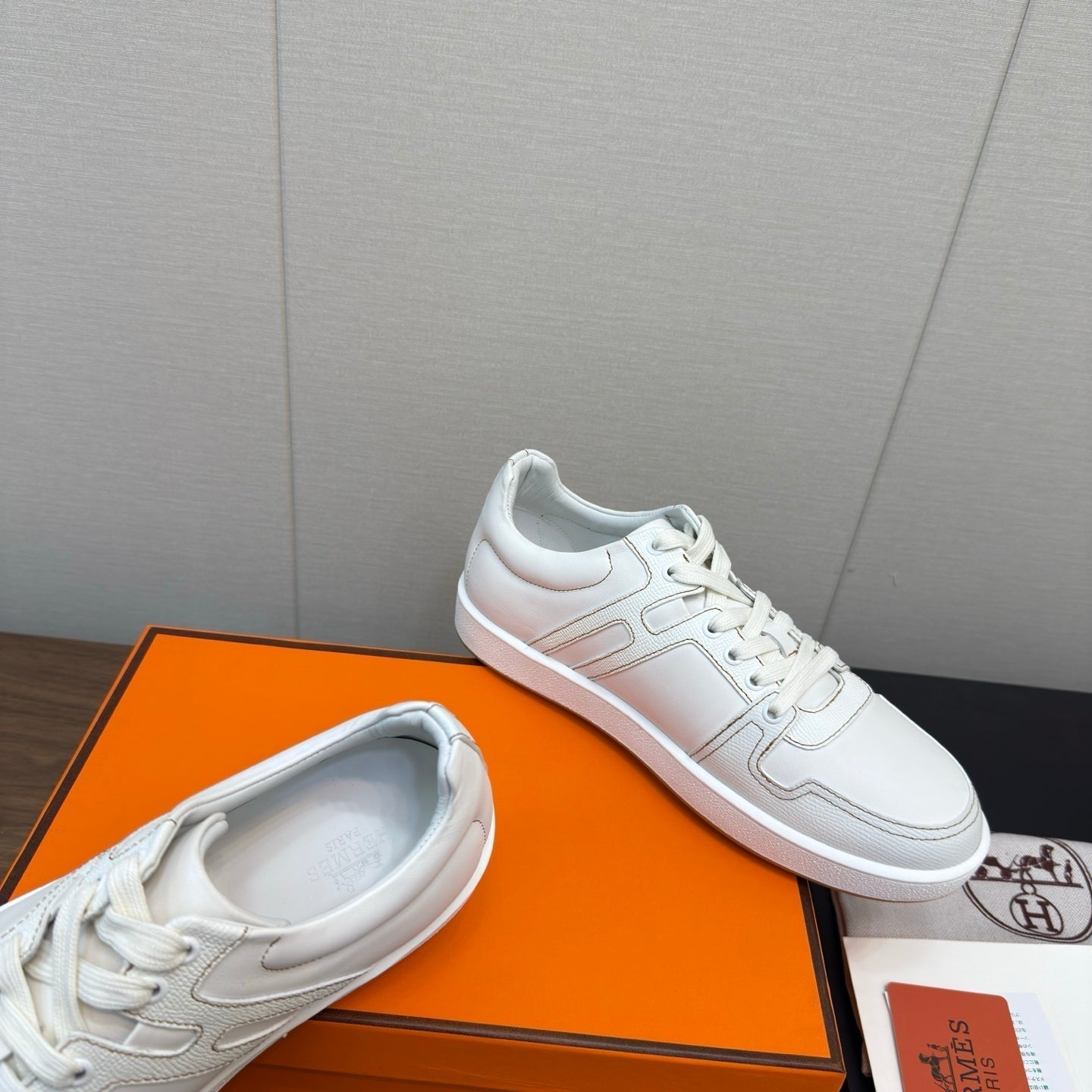 HM Join Sneaker White Calfskin 213519