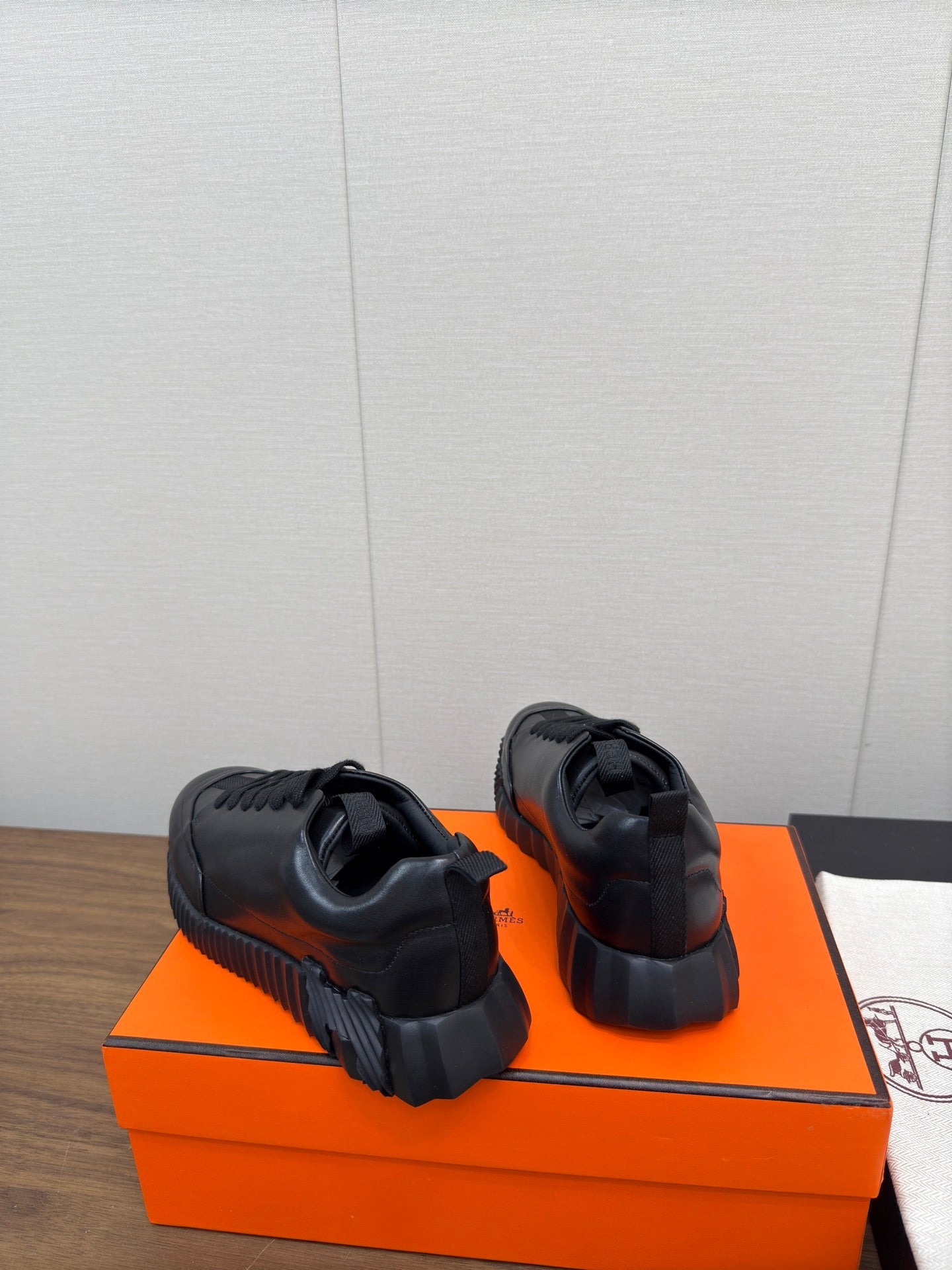 HM Bouncing Sneaker Black Calfskin 213522