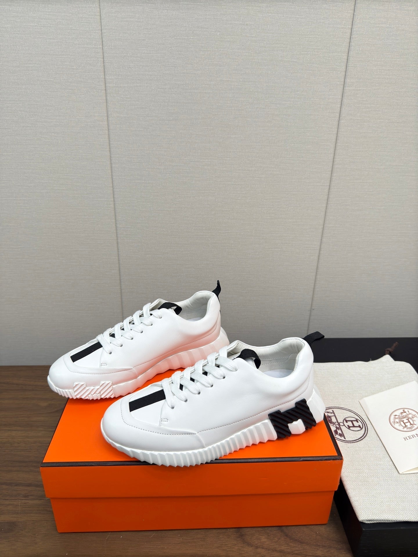 HM Bouncing Sneaker White mix Black Calfskin 213523