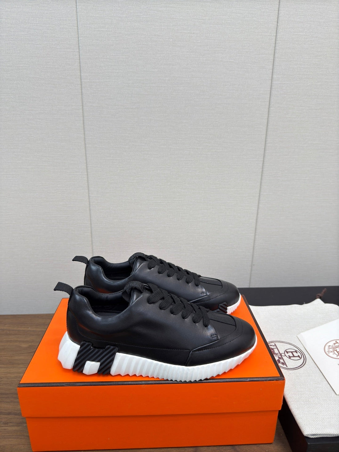 HM Bouncing Sneaker Black mix White Calfskin 213525