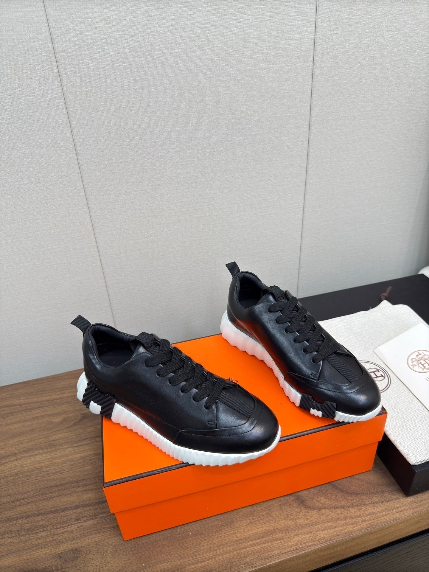 HM Bouncing Sneaker Black mix White Calfskin 213525