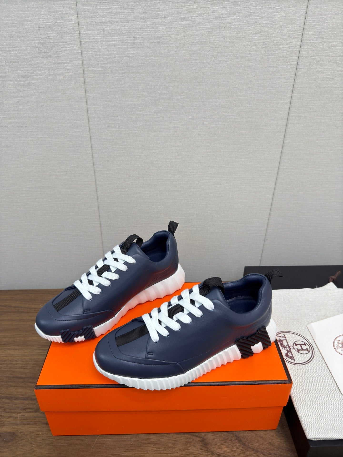 HM Bouncing Sneaker Navy Blue Calfskin 213526
