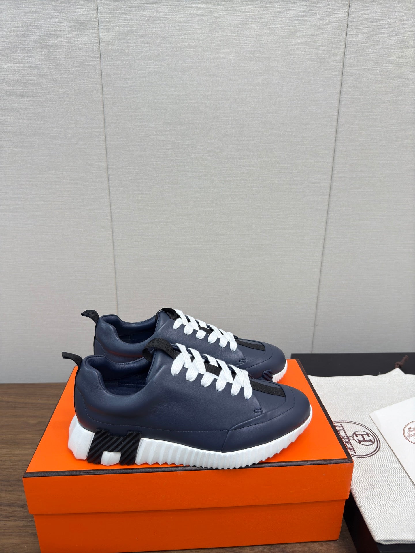 HM Bouncing Sneaker Navy Blue Calfskin 213526