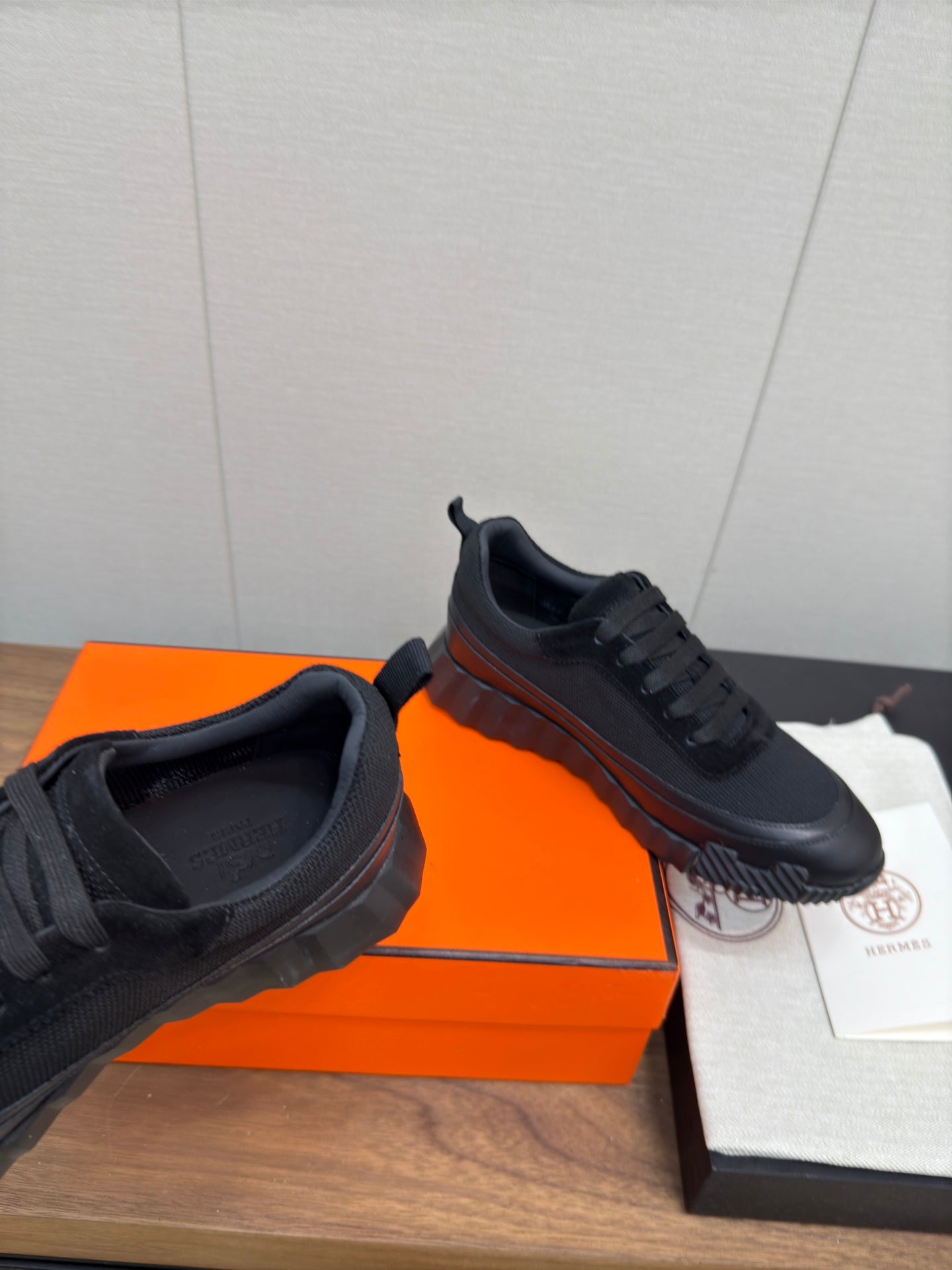 HM Bouncing Sneaker Black Fabric 213528