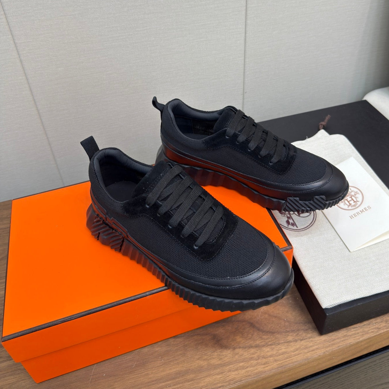 HM Bouncing Sneaker Black Fabric 213528