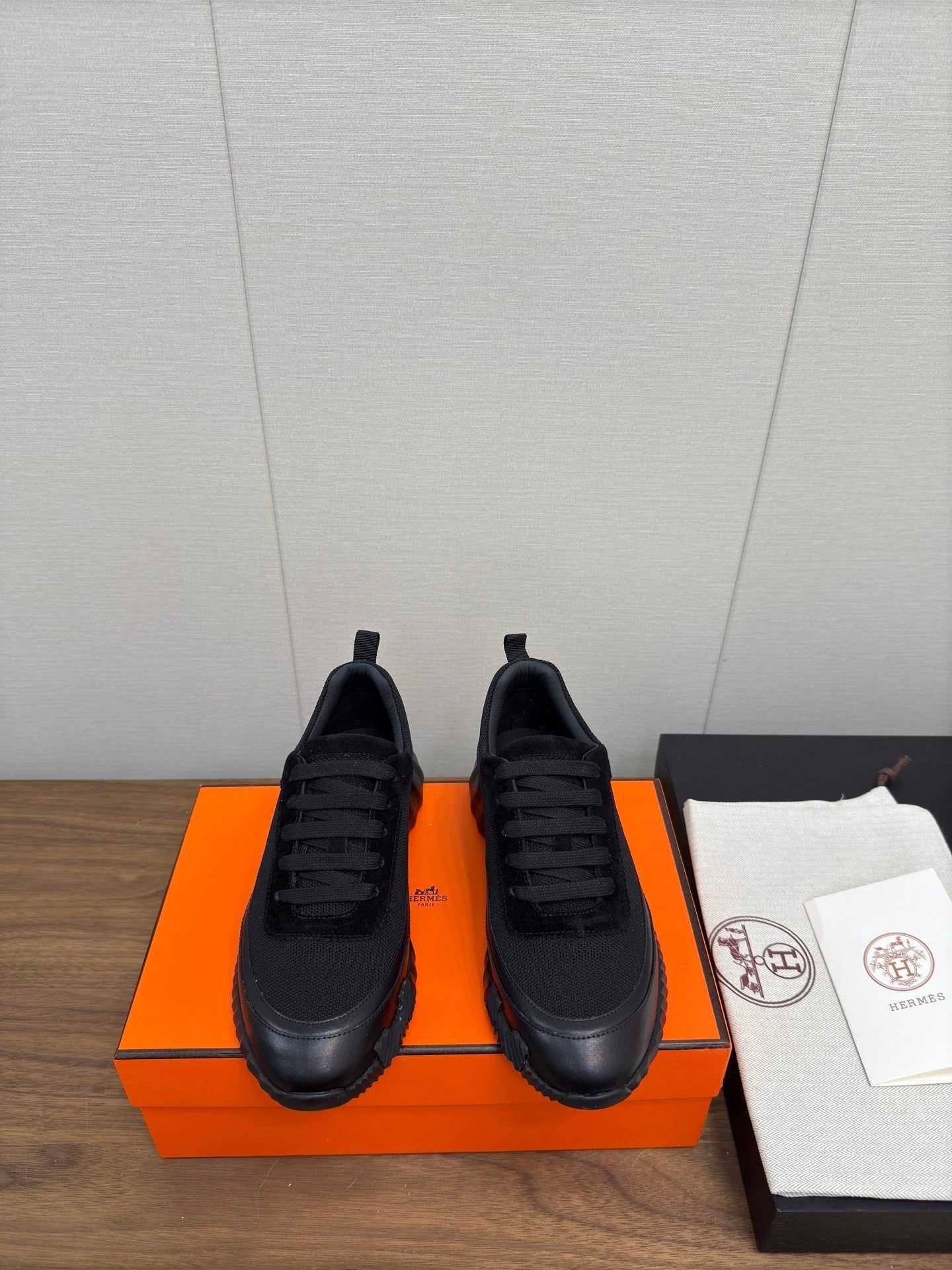 HM Bouncing Sneaker Black Fabric 213528