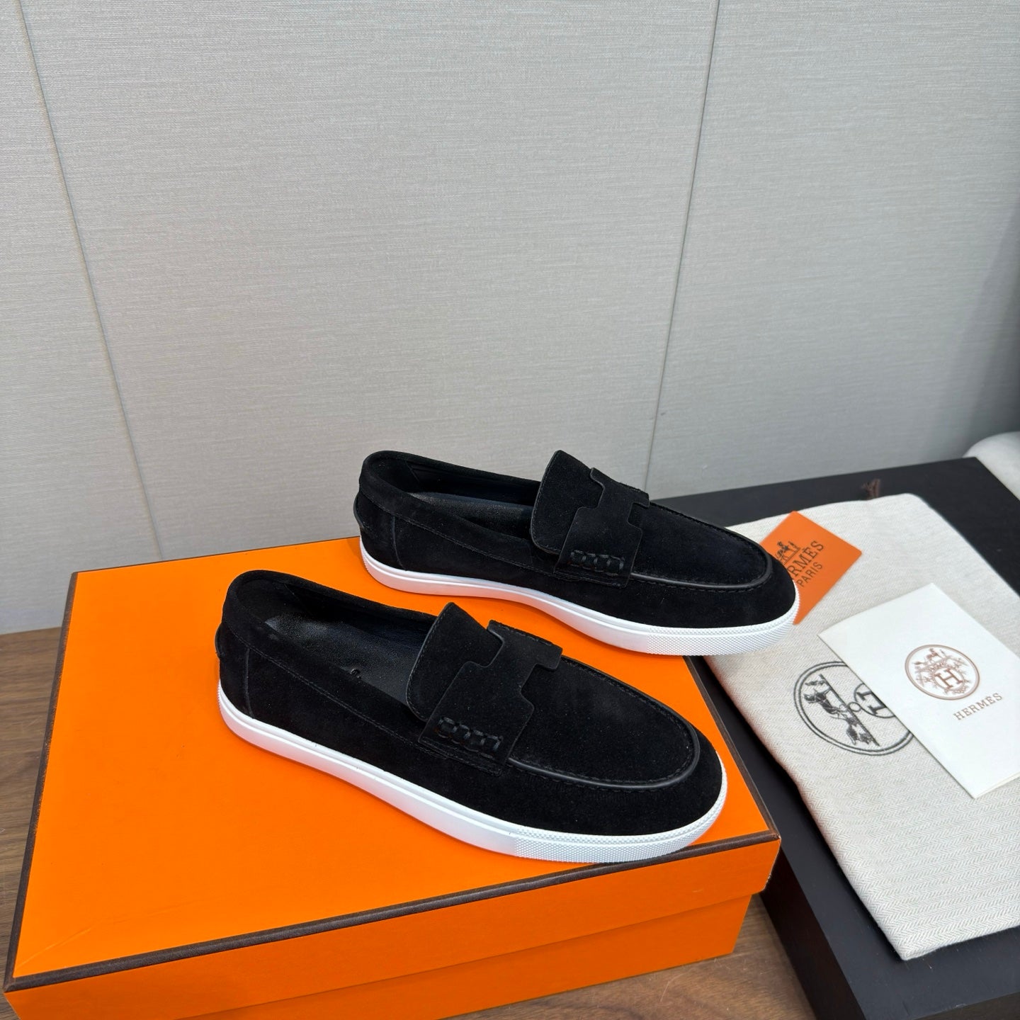 HM 25 Loafers Black Cowhide 329172