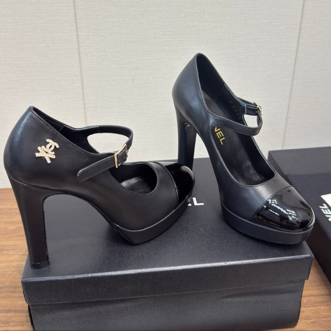 Chanel 25 High Heel Pump Black Sheepskin 465594