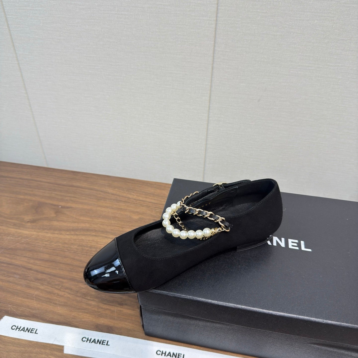 Chanel 25 Mary Jane Ankle Chain Ballet Flat black Suede Cowhide 465597