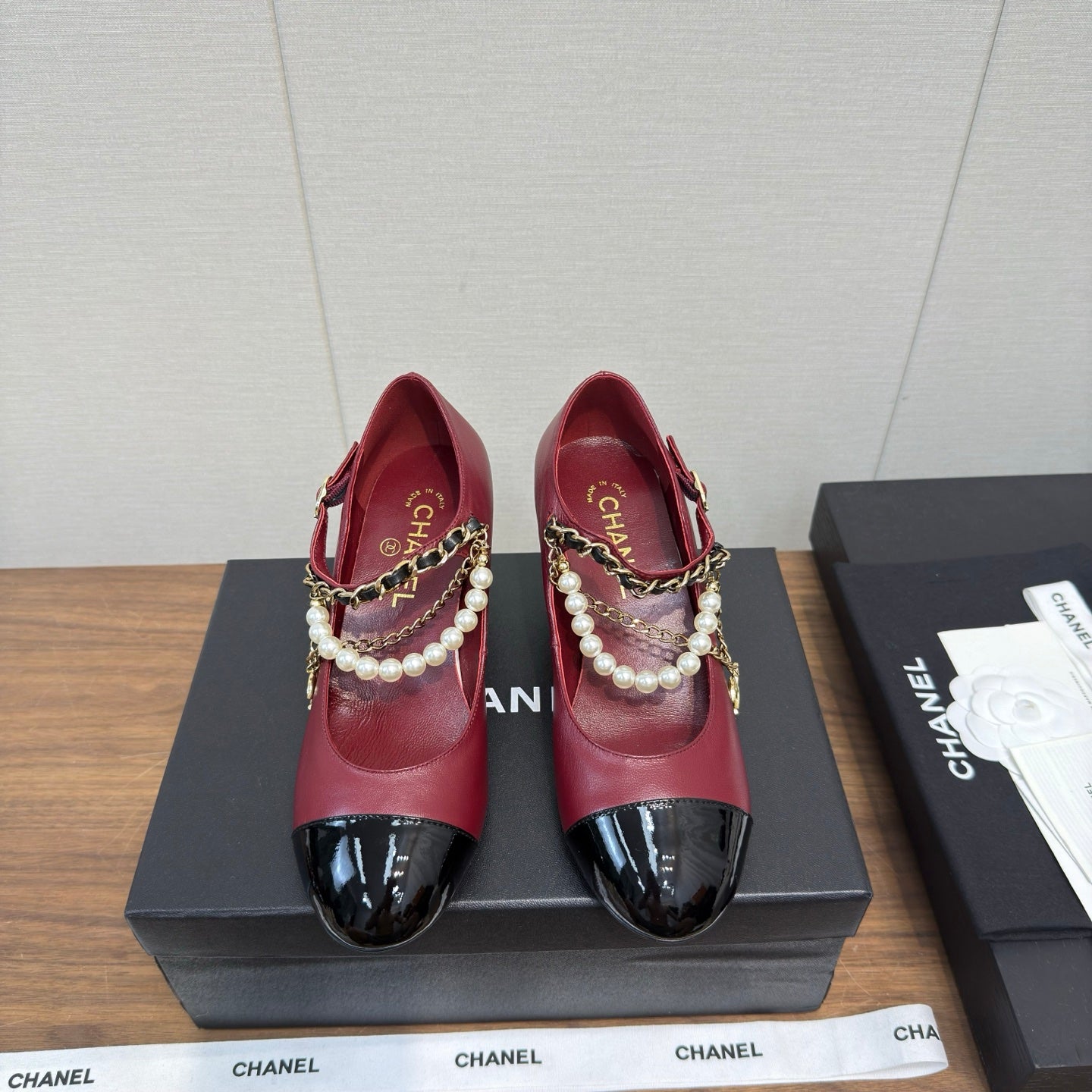 Chanel 25 Mary Jane Ankle Chain Pump Burgundy black Cowhide 465598