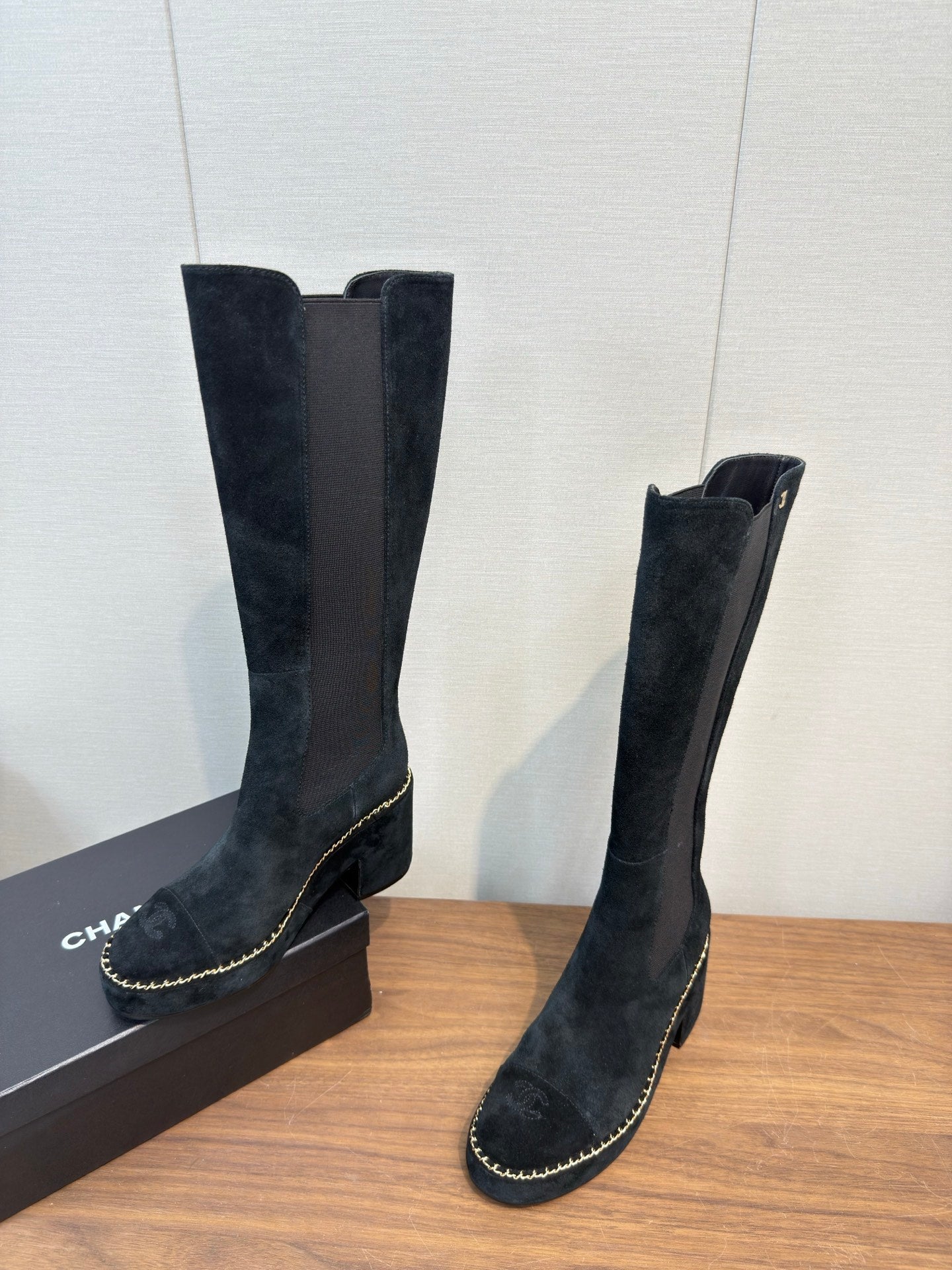 Chanel High Boot Black Suede 465607