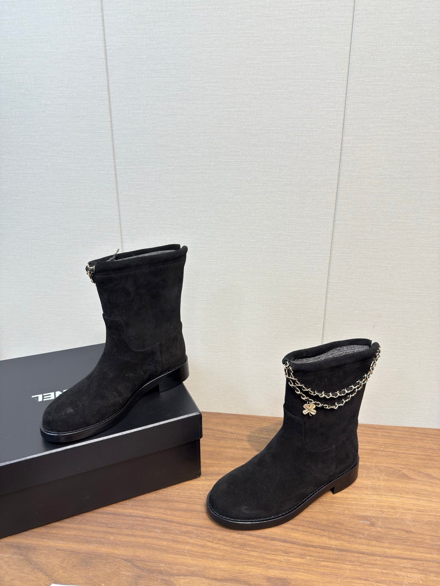 Chanel 25 Boot Black Suede 465610