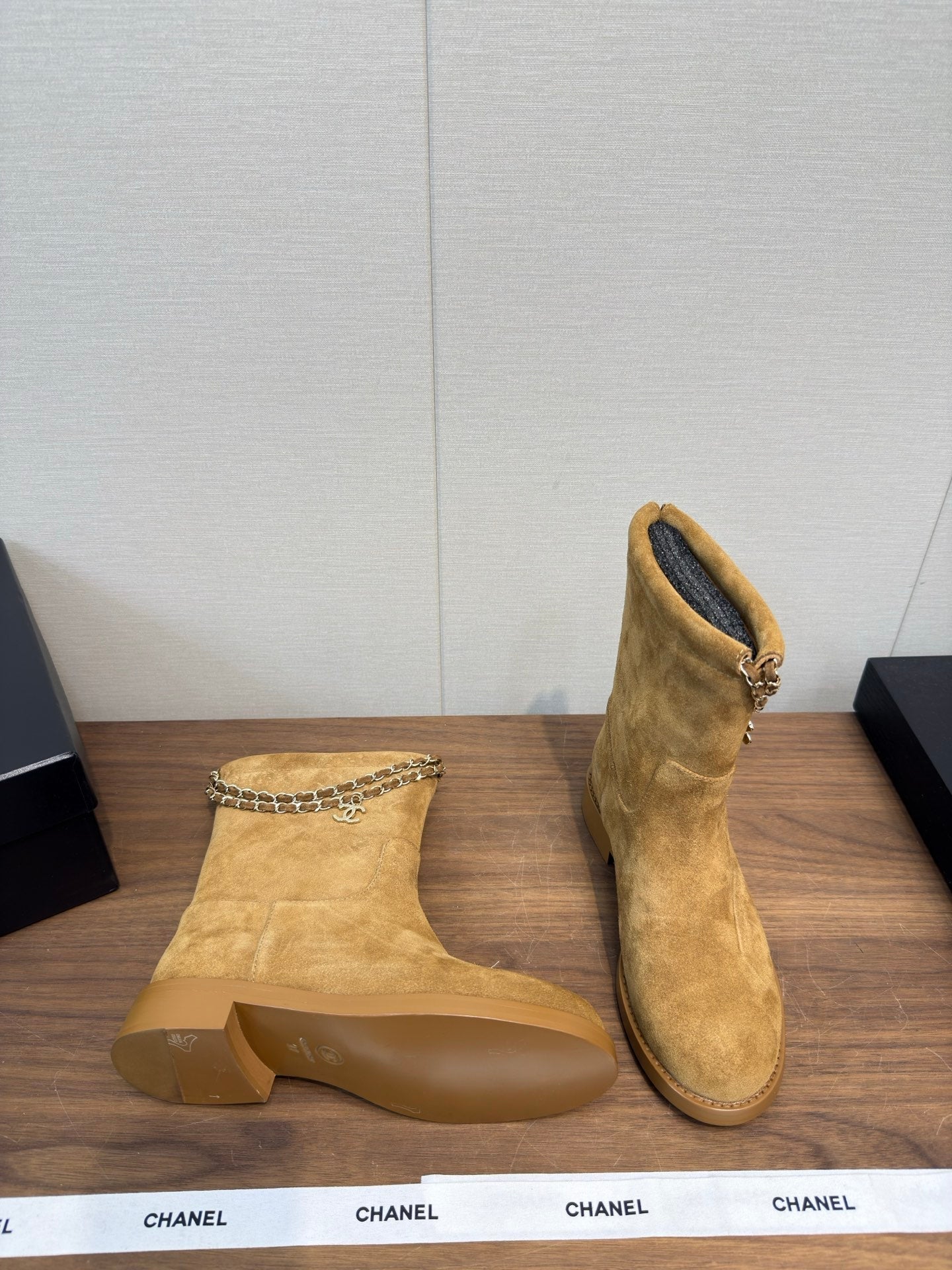 Chanel 25 Boot Camel Suede 465611