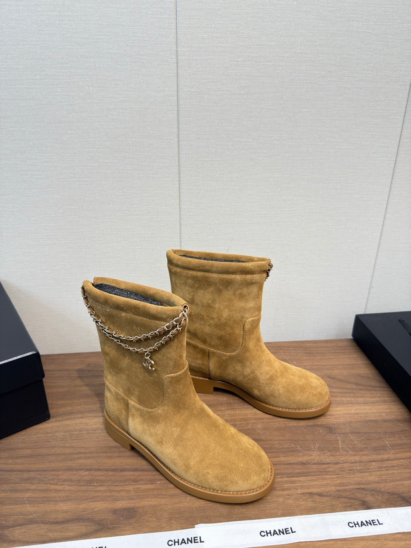 Chanel 25 Boot Camel Suede 465611