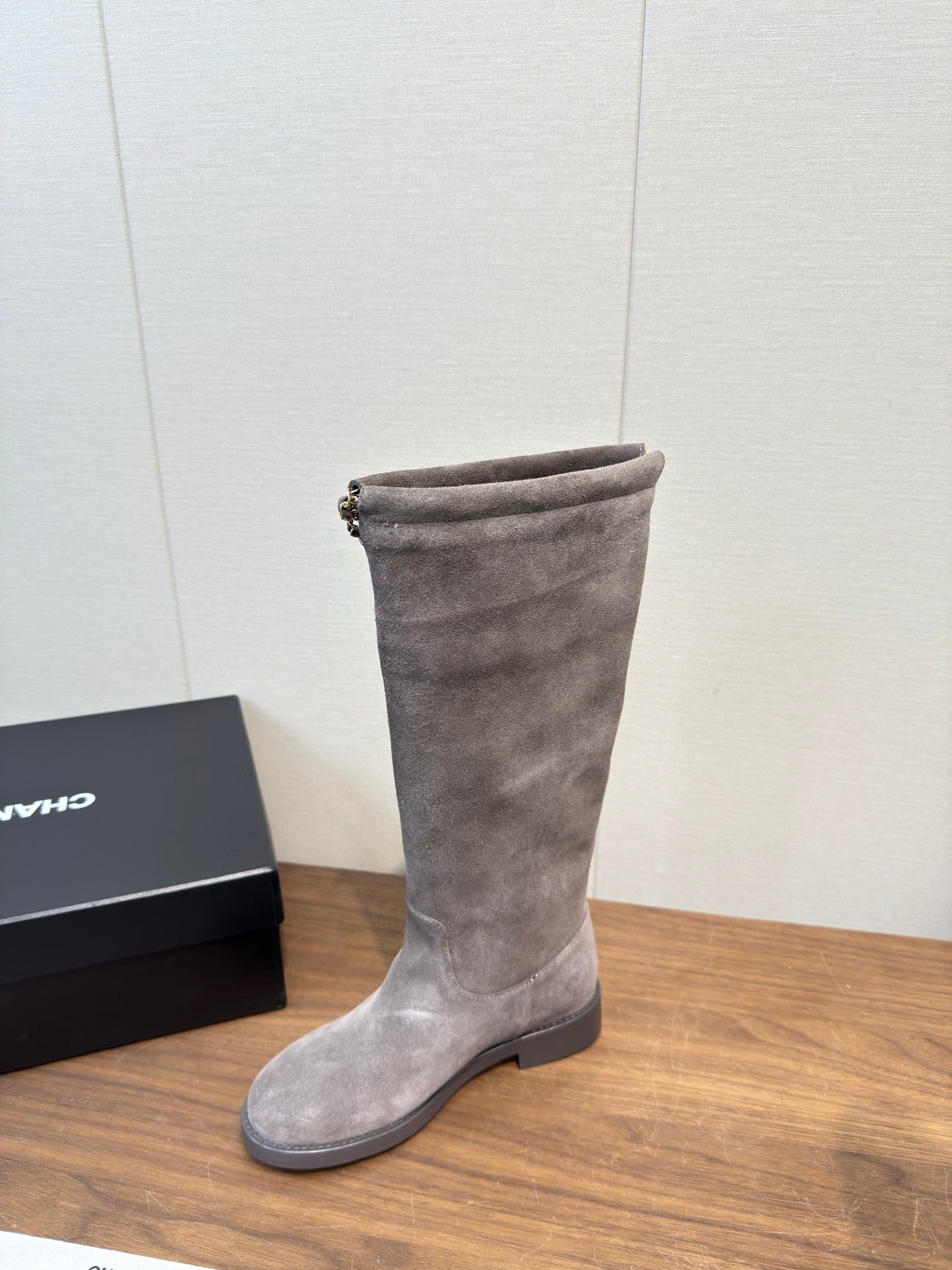 Chanel 25 Long Boot Grey Suede 465614
