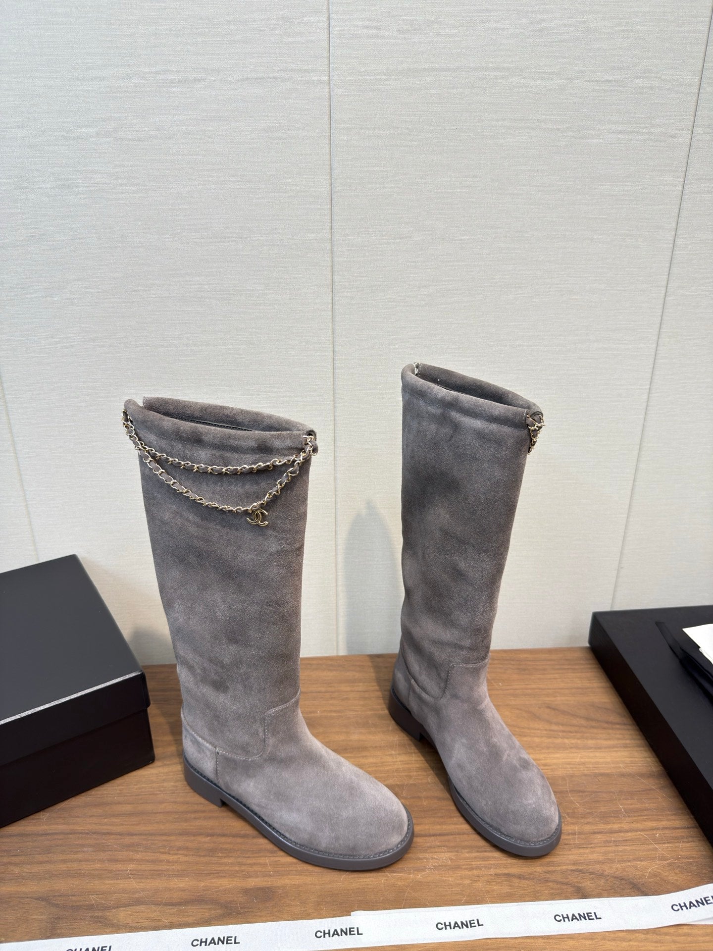 Chanel 25 Long Boot Grey Suede 465614