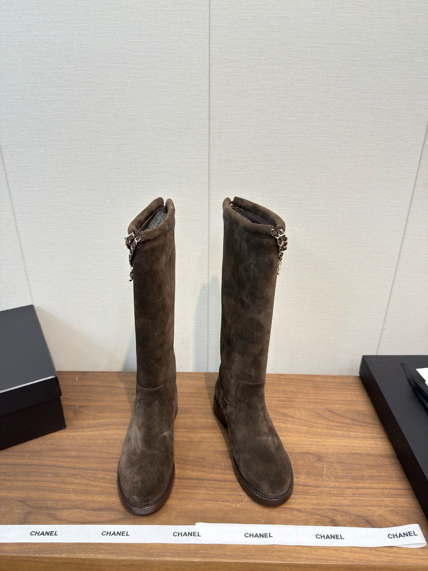 Chanel 25 Long Boot Brown Suede 465617