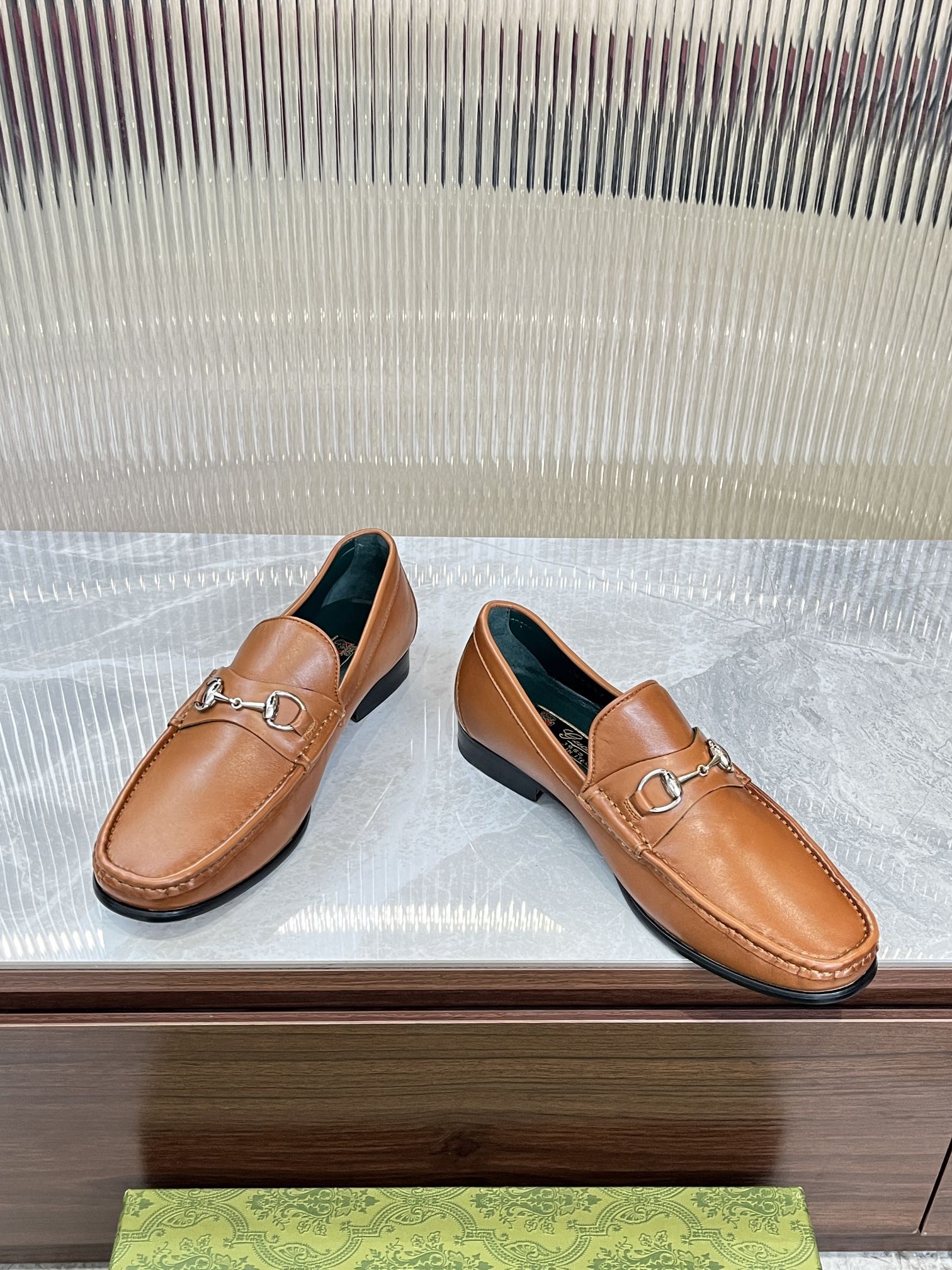 GG Men's Horsebit Loafer Brown Calfskin 523976