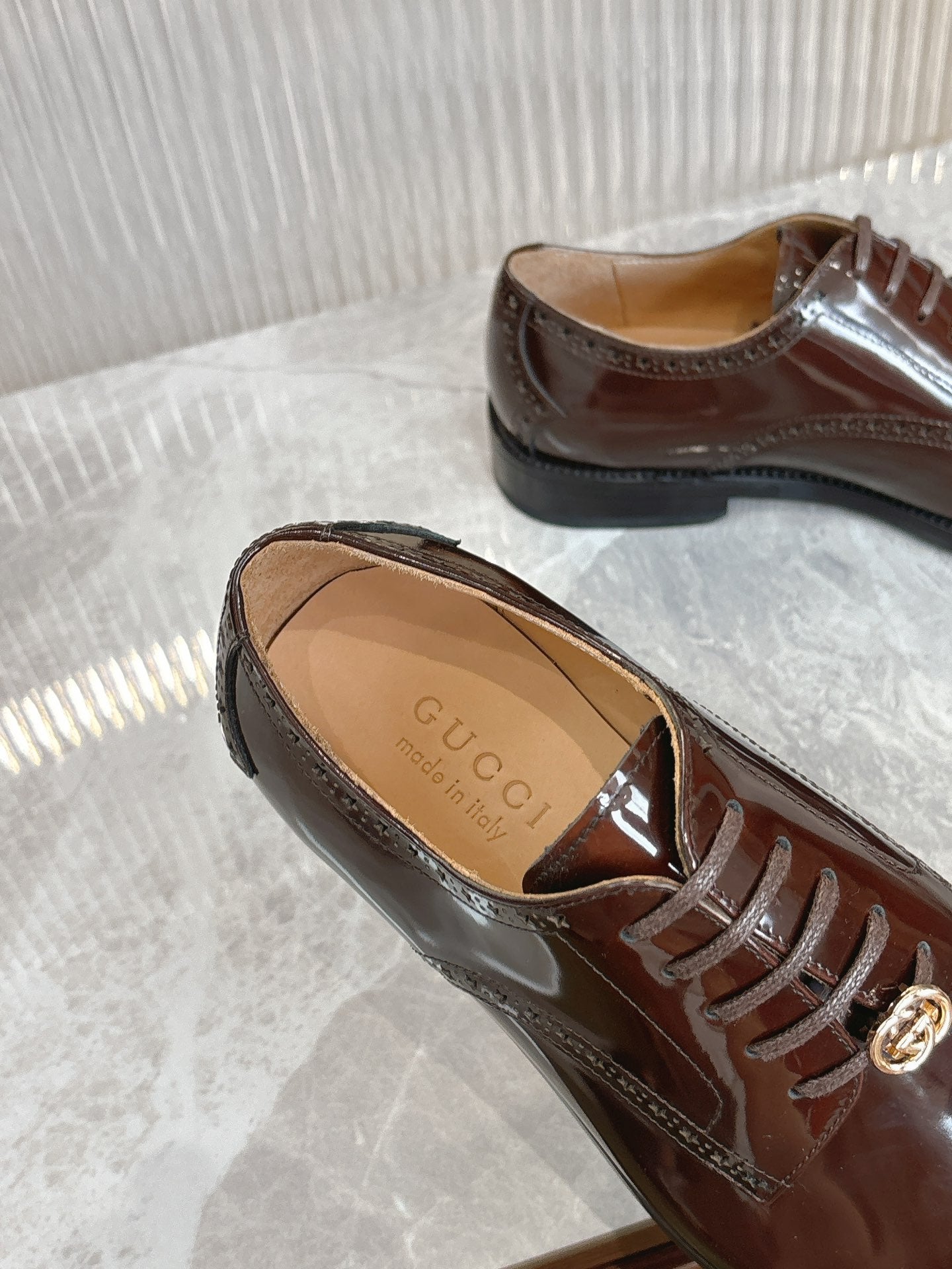 GG Men's Oxford Shoe Brown Patent Leather 524019