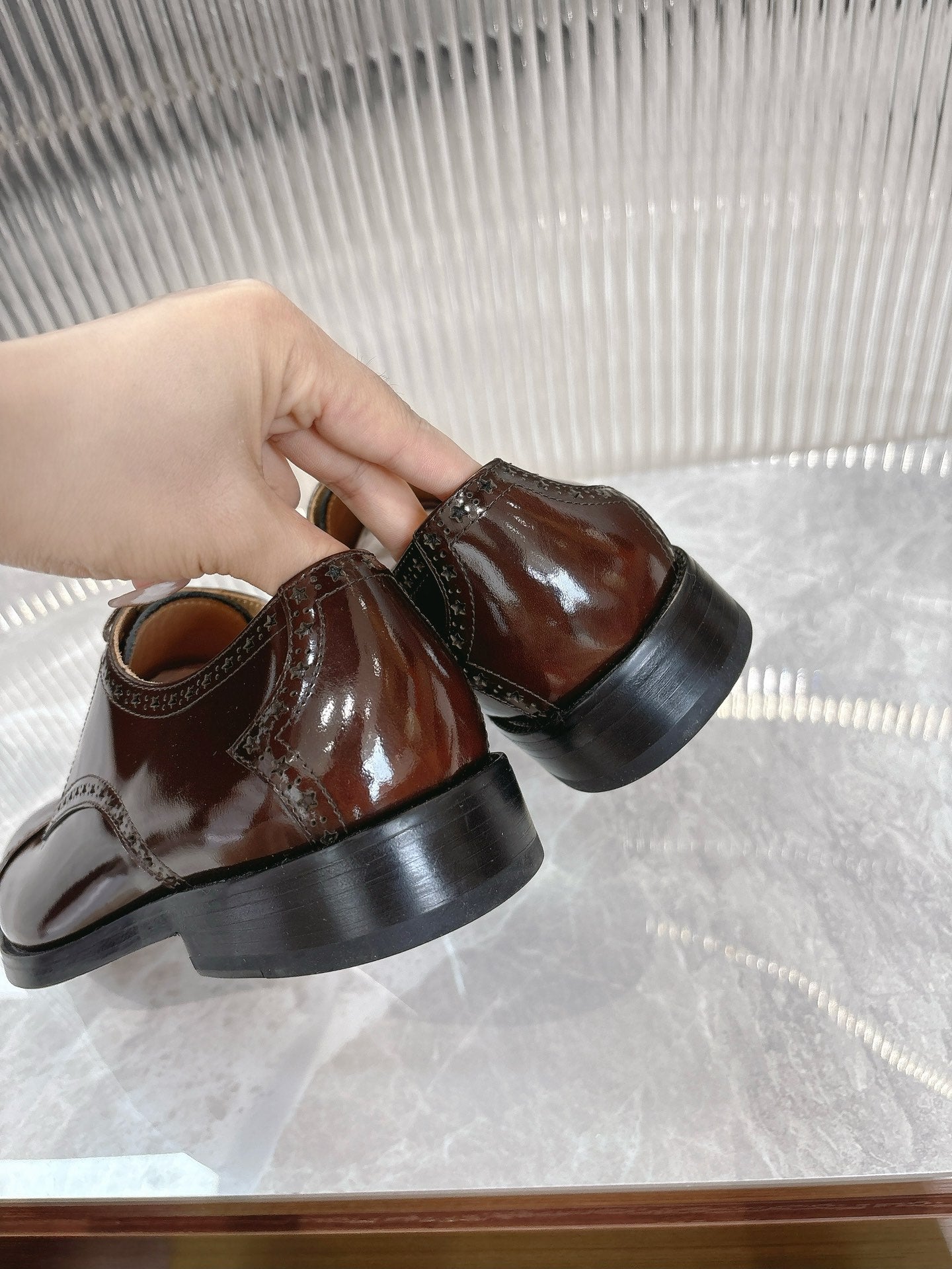 GG Men's Oxford Shoe Brown Patent Leather 524019